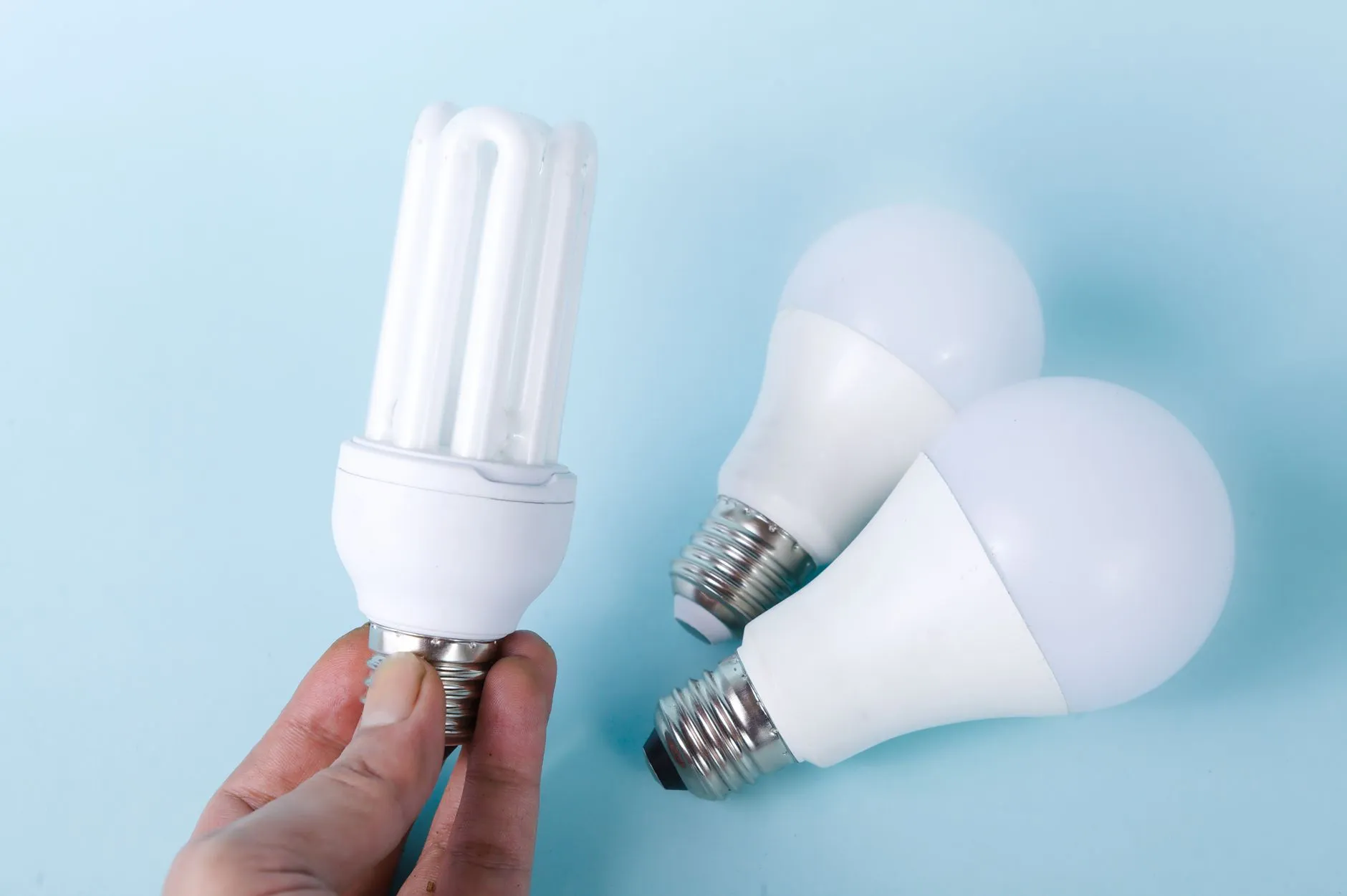 LED灯管与LED灯泡光效对比及商业照明选型指南正文配图 1
