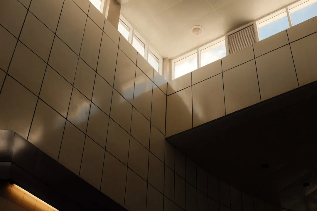 温州LED筒灯与射灯在商业空间照明中的选型搭配指南正文配图 2